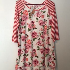 New with tags size 2XL tunic.